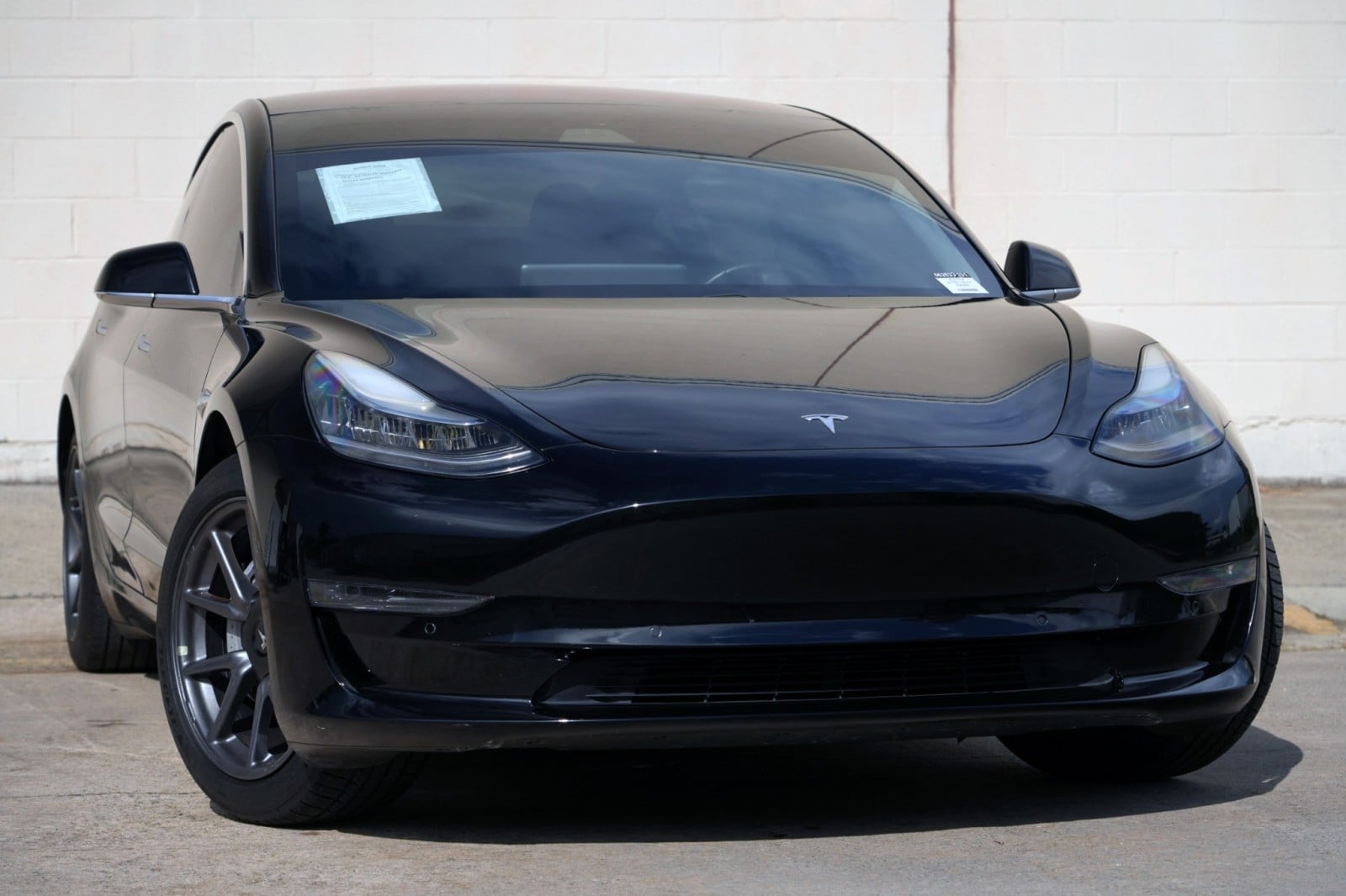 tesla model 3 2018 5YJ3E1EA2JF062833 image tesla model 3 2018 5YJ3E1EA2JF062833 image